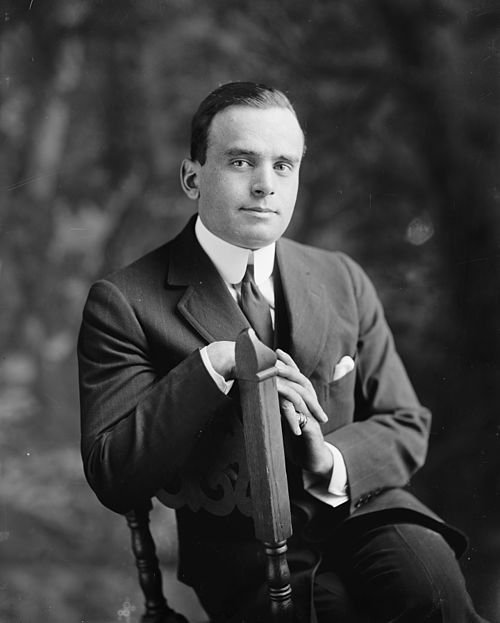 Douglas Fairbanks Profile & Biography