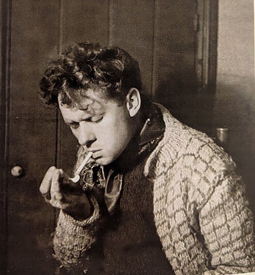 Dylan Thomas Profile & Biography