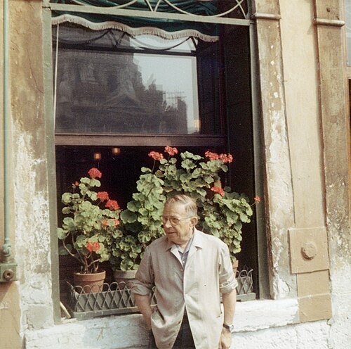 Jean-Paul Sartre Profile & Biography