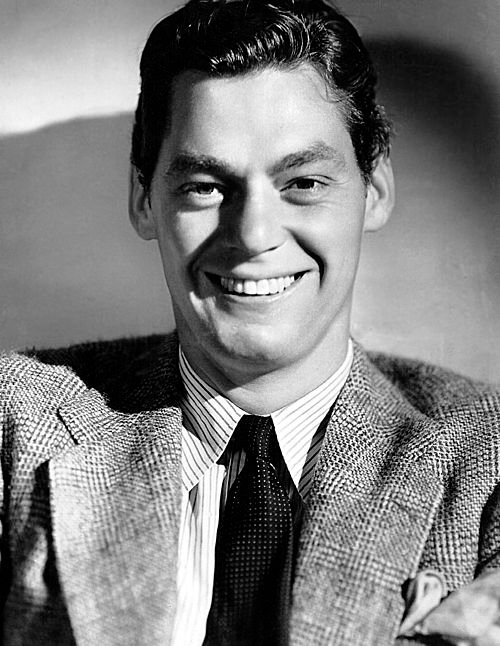 Johnny Weissmuller Profile & Biography