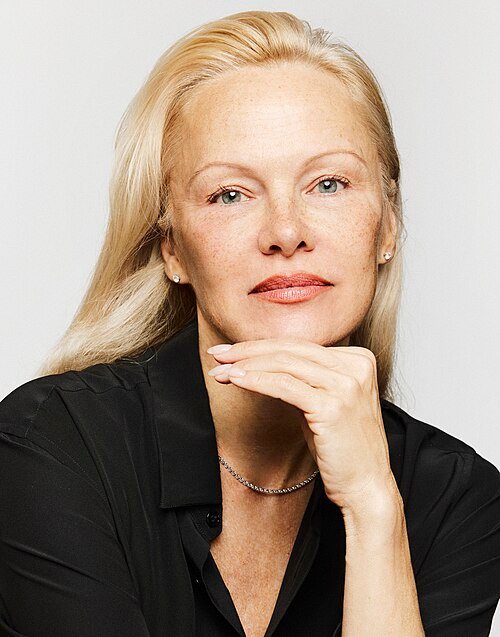 Pamela Anderson Profile & Biography
