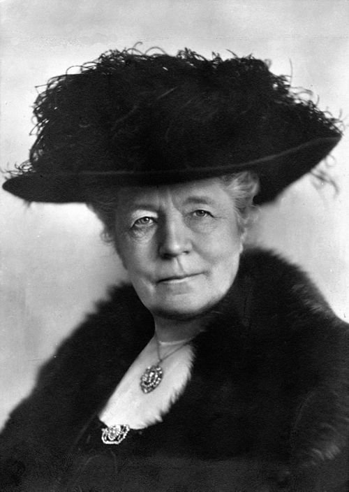 Selma Lagerlöf Profile & Biography